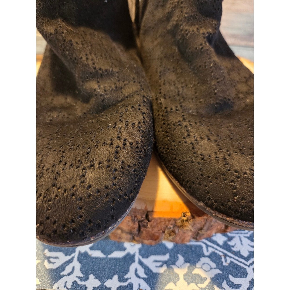 Dr Scholls‎ Black Perforated Suede Ankle Booties Women's Size 10 - Picture 3 of 6